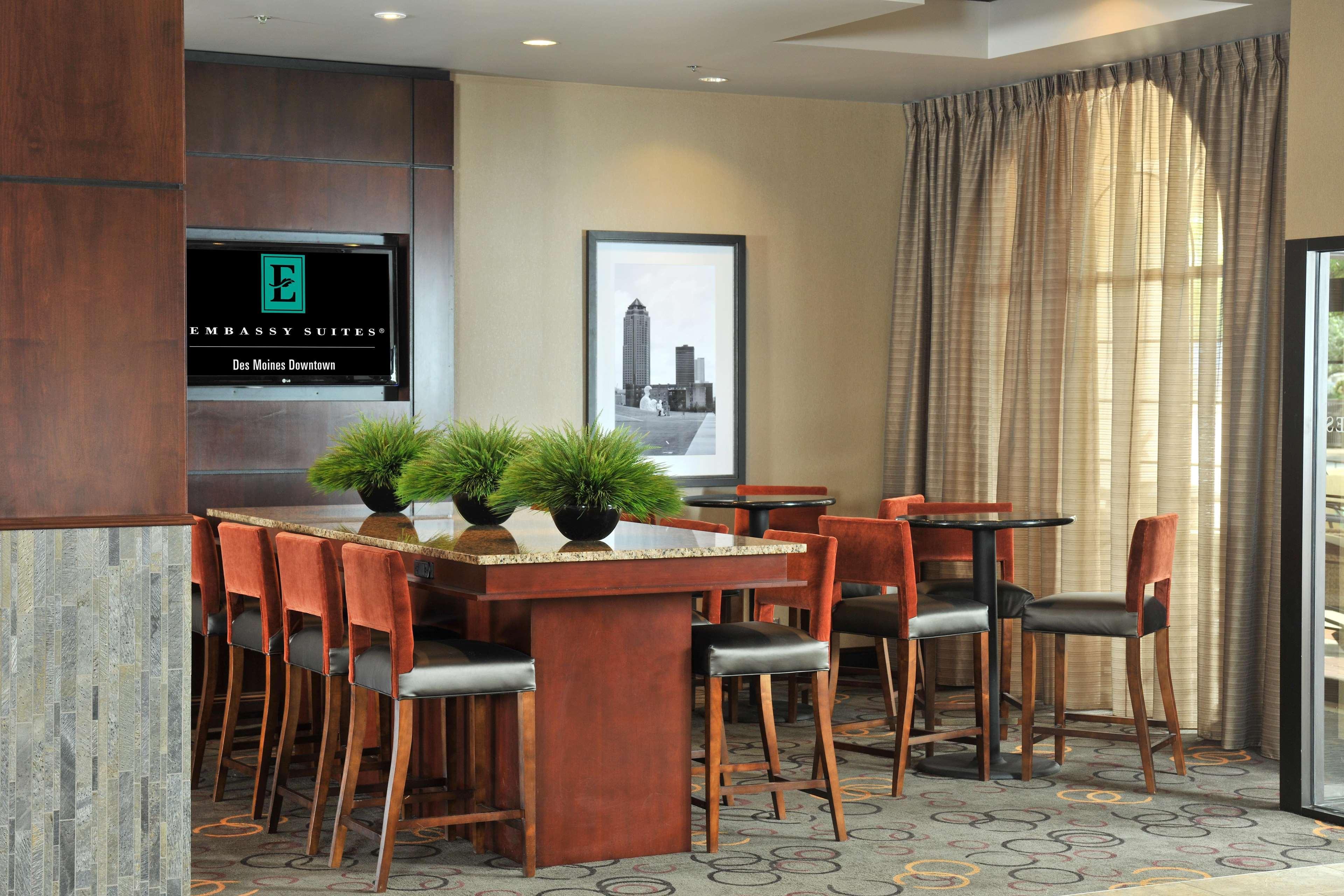 Embassy Suites Des Moines Downtown Dış mekan fotoğraf